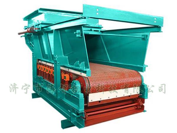 帶式（甲帶）給料機具有運行平穩(wěn)、節(jié)能、環(huán)保等優(yōu)點